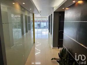 NEX-271310 - Oficina en Renta, con 2 baños, con 237 m2 de construcción.