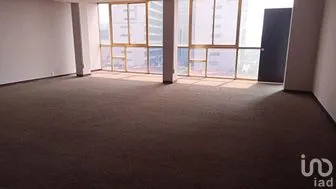 NEX-271493 - Oficina en Renta, con 2 baños, con 144 m2 de construcción.