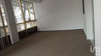 NEX-271494 - Oficina en Renta, con 2 baños, con 140 m2 de construcción.