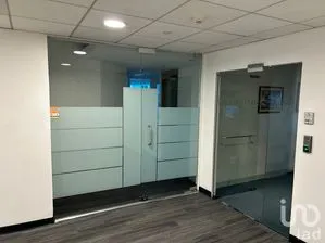 NEX-271835 - Oficina en Renta, con 2 baños, con 130 m2 de construcción.