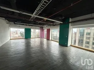 NEX-272073 - Oficina en Renta, con 2 baños, con 287 m2 de construcción.