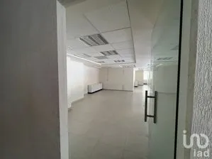 NEX-274459 - Oficina en Renta, con 2 baños, con 128 m2 de construcción.