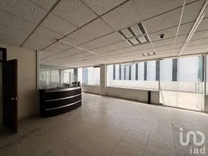 NEX-288977 - Oficina en Renta, con 1 baño, con 200 m2 de construcción en Naucalpan, CP 53370, Estado de México.
