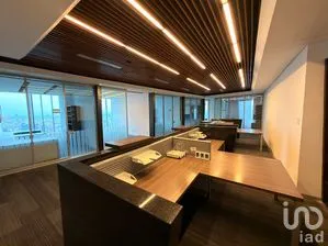 NEX-297730 - Oficina en Renta, con 2 baños, con 671.69 m2 de construcción.