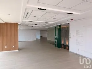 NEX-300562 - Oficina en Renta, con 2 baños, con 401 m2 de construcción.
