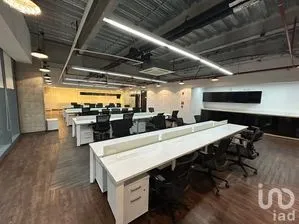 NEX-301190 - Oficina en Renta, con 3 baños, con 382 m2 de construcción.