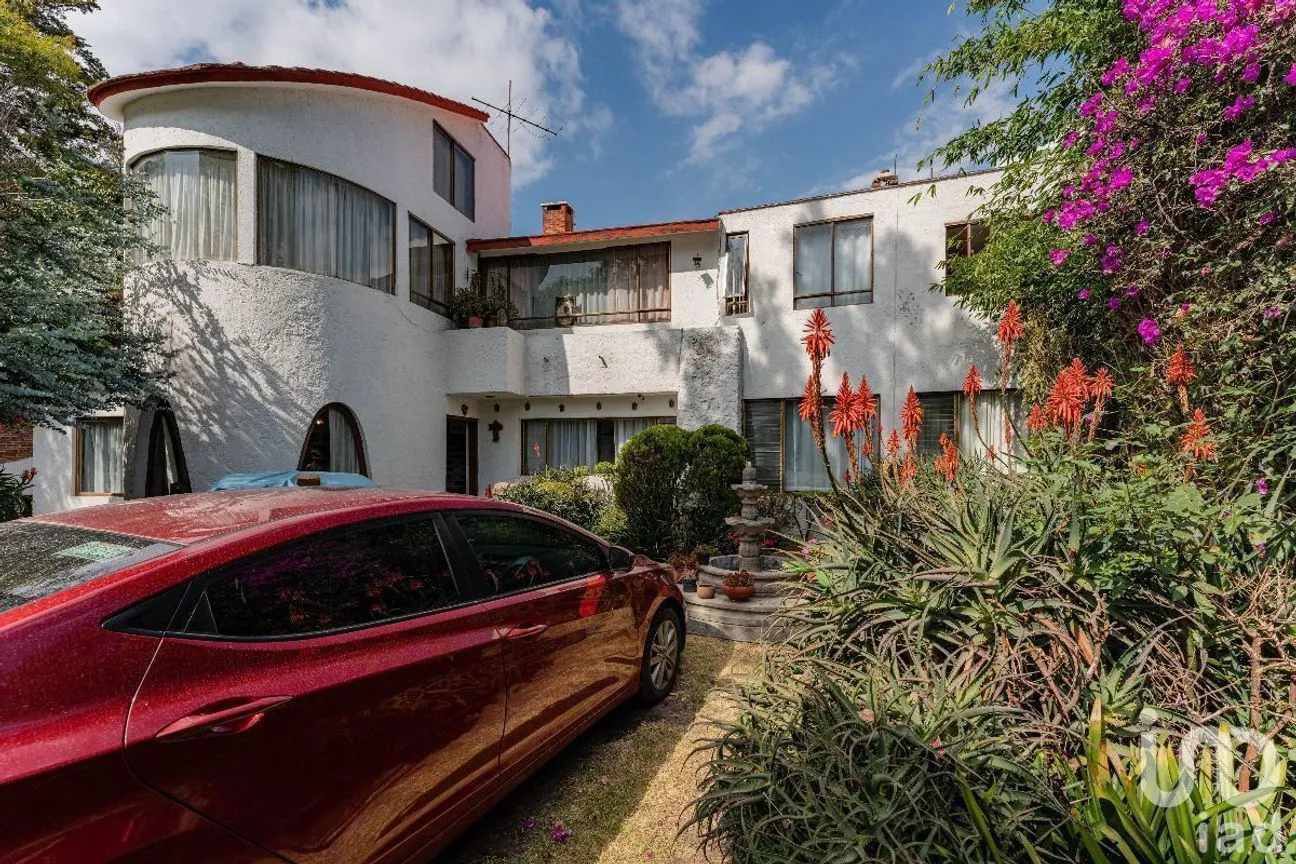 Casa en Venta en Olivar de los Padres, Álvaro Obregón, Ciudad de México | NEX-231138 | iad México | Foto 1 de 31