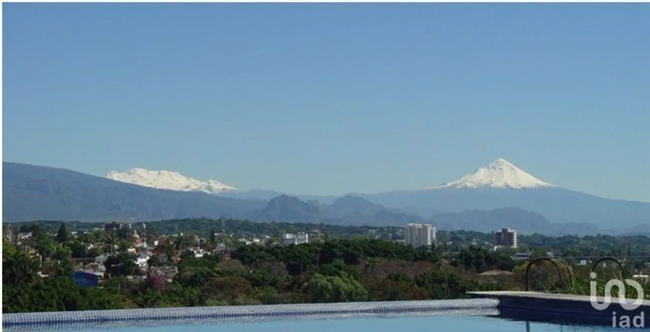 Terreno en Venta en Lomas de Atzingo, Cuernavaca, Morelos | NEX-231202 | iad México | Foto 1 de 10