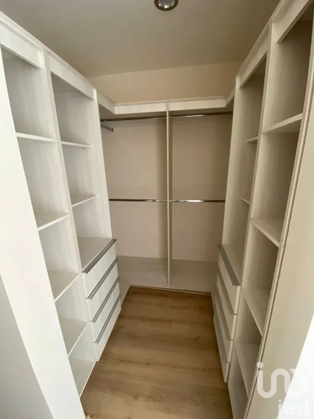 Casa en Venta en Zona este Milenio III, El Marqués, Querétaro | NEX-231205 | iad México | Foto 8 de 11