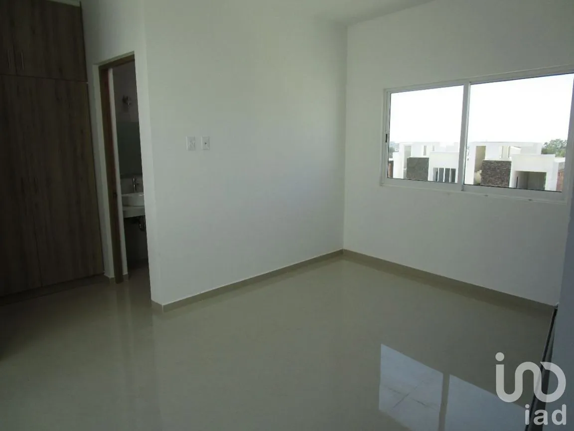 Casa en Venta en Lomas de Juriquilla, Querétaro, Querétaro | NEX-231208 | iad México | Foto 5 de 10