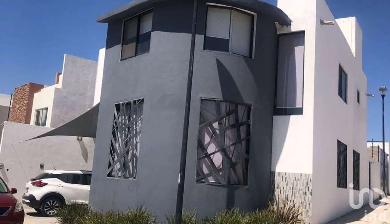 Casa en Venta en Miradores, Querétaro, Querétaro | NEX-231222 | iad México | Foto 2 de 12