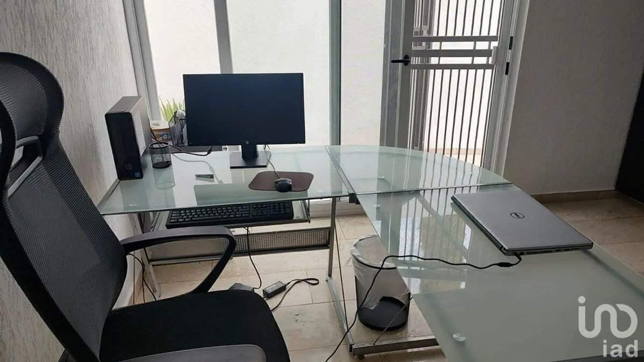 Casa en Venta en Lomas de Juriquilla, Querétaro, Querétaro | NEX-231230 | iad México | Foto 19 de 41