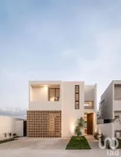 NEX-274346 - Casa en Venta, con 3 recamaras, con 3 baños, con 175 m2 de construcción.