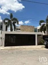 NEX-274425 - Casa en Venta, con 3 recamaras, con 3 baños, con 220 m2 de construcción en Las Margaritas de Cholul, CP 97305, Yucatán.