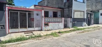 NEX-275610 - Casa en Venta, con 3 recamaras, con 1 baño, con 88.75 m2 de construcción en Santa Maria, CP 97702, Yucatán.