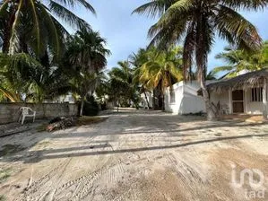 NEX-276603 - Terreno en Venta en El Cuyo, CP 97707, Yucatán.