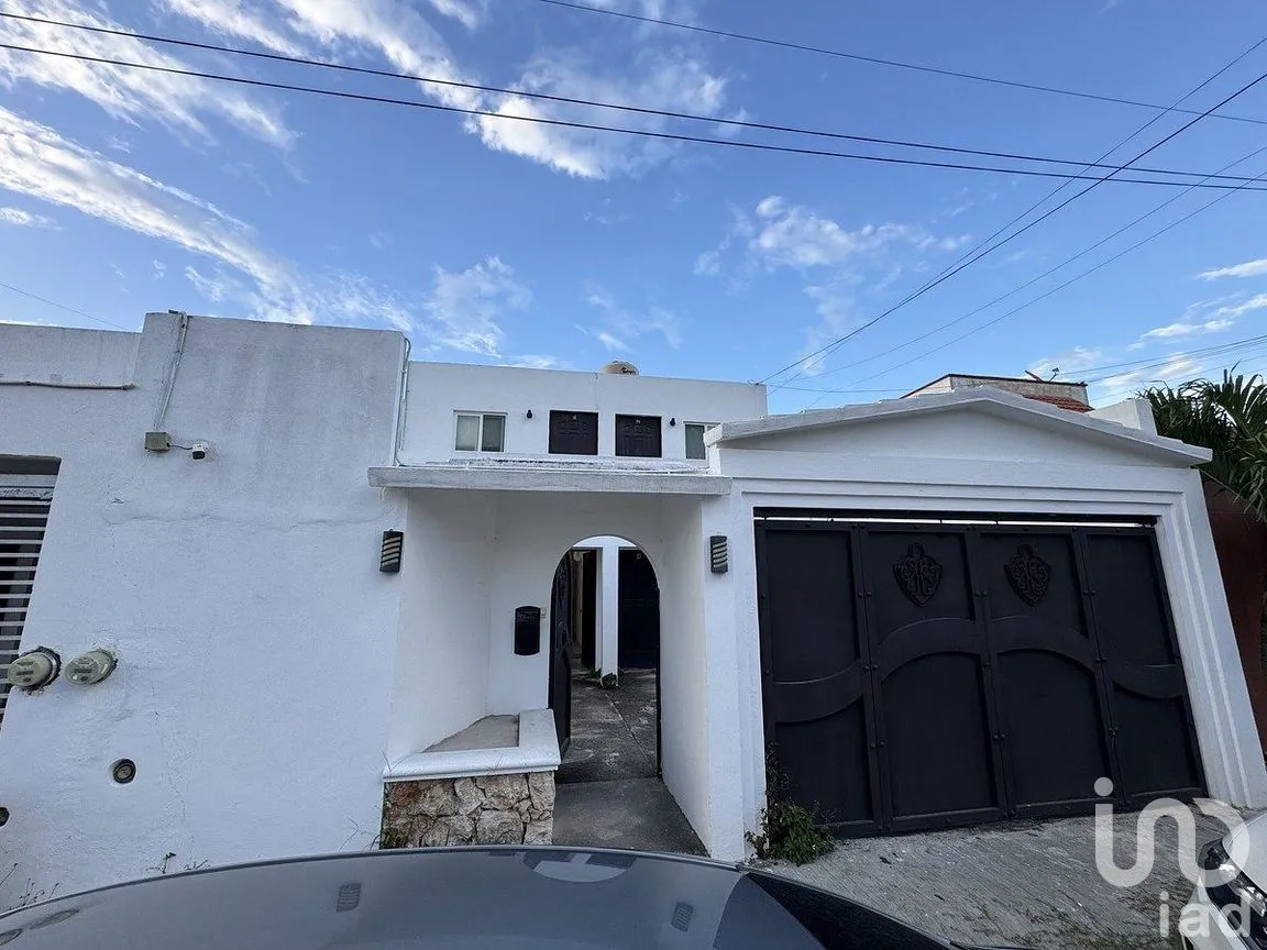 Casa en Venta en Francisco de Montejo, Mérida, Yucatán | NEX-285120 | iad México | Foto 1 de 19