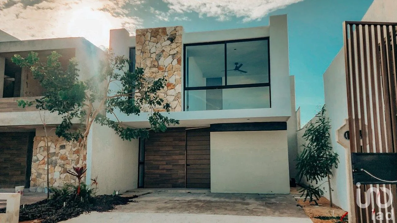 Casa en Venta en Cholul, Mérida, Yucatán | NEX-288274 | iad México | Foto 2 de 4