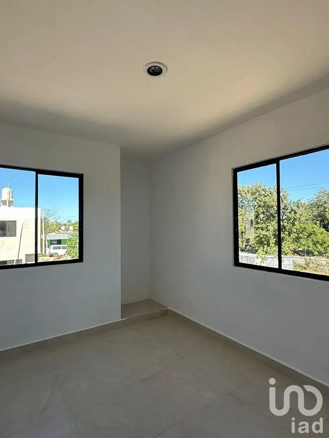 Casa en Venta en Ampliación Tixcacal Opichen, Mérida, Yucatán | NEX-288276 | iad México | Foto 3 de 12