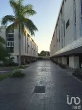 NEX-292979 - Departamento en Renta, con 2 recamaras, con 3 baños en Montebello, CP 97113, Yucatán.