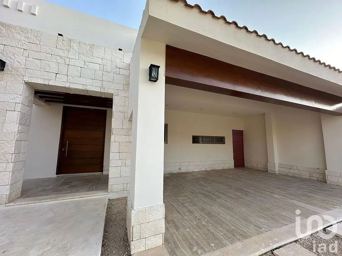 Casa en Venta en Parque Central, Mérida, Yucatán | NEX-294669 | iad México | Foto 2 de 34