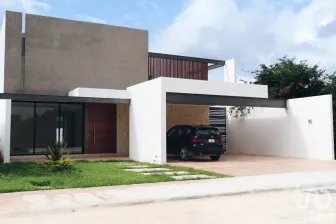 NEX-91503 - Casa en Venta, con 4 recamaras, con 5 baños, con 342 m2 de construcción en Komchén, CP 97302, Yucatán.