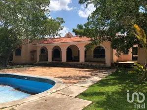 NEX-101299 - Casa en Venta, con 3 recamaras, con 3 baños, con 300 m2 de construcción en Cholul, CP 97305, Yucatán.