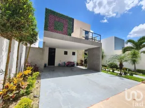 NEX-110717 - Casa en Venta, con 4 recamaras, con 5 baños, con 295 m2 de construcción en Santa Gertrudis Copo, CP 97305, Yucatán.