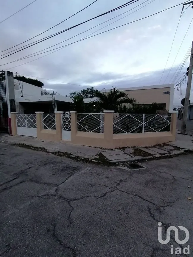 Casa en Venta en Mérida Centro, Mérida, Yucatán | NEX-228536 | iad México | Foto 1 de 7