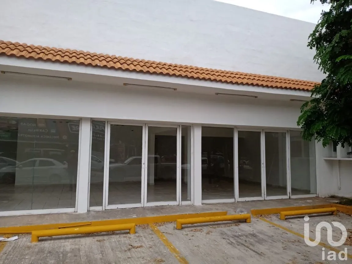 Local en Renta en Buenavista, Mérida, Yucatán | NEX-228663 | iad México | Foto 1 de 7