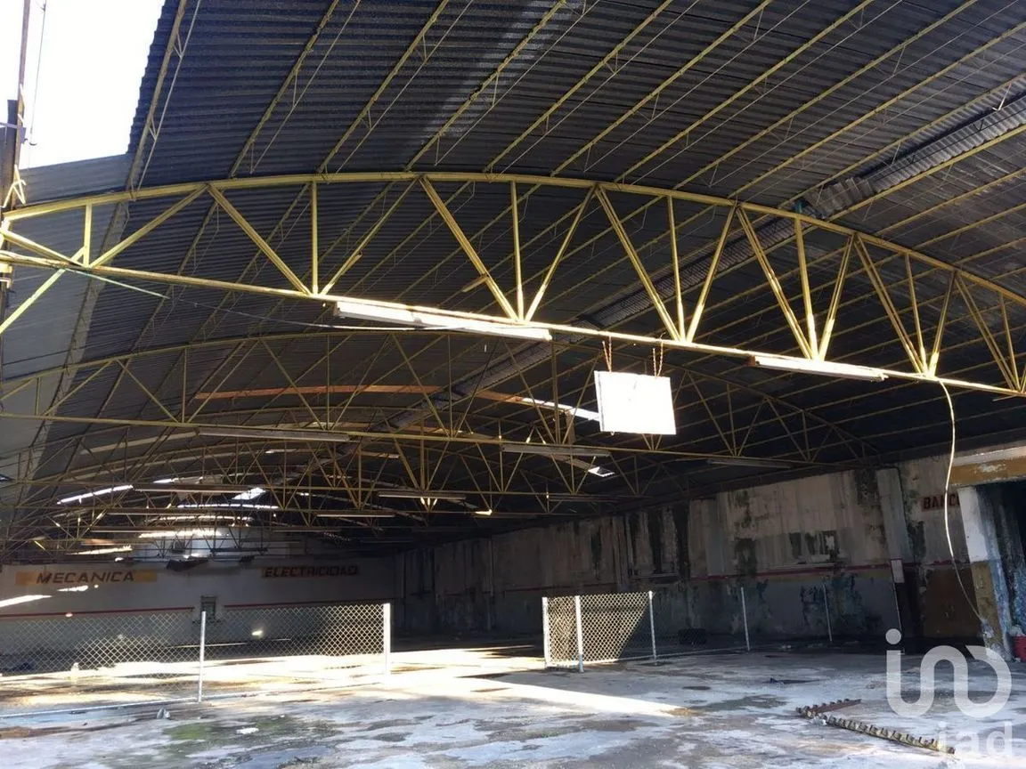 Local en Venta en Circuito Colonias, Mérida, Yucatán | NEX-228691 | iad México | Foto 5 de 15