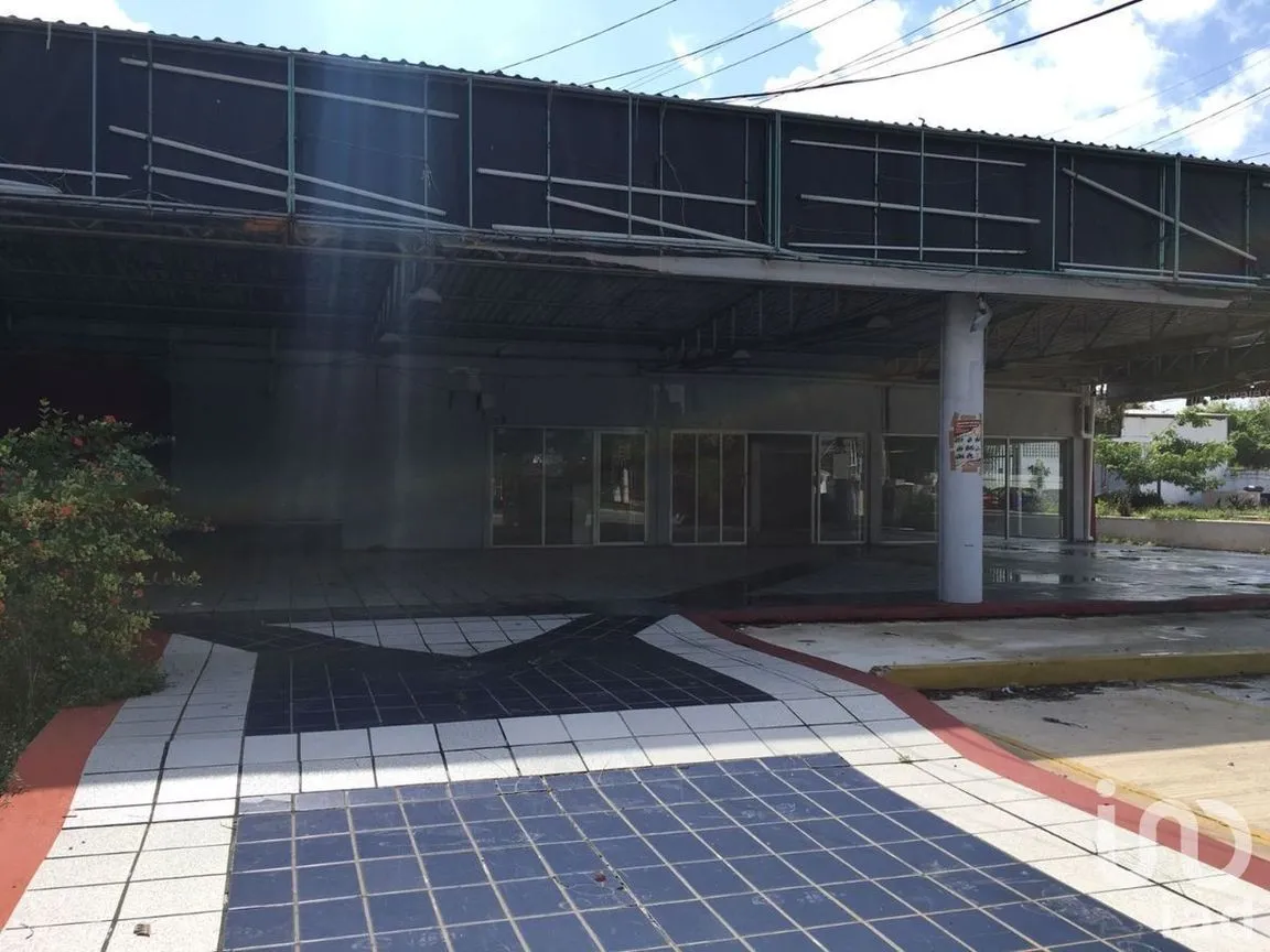 Local en Venta en Circuito Colonias, Mérida, Yucatán | NEX-228691 | iad México | Foto 1 de 15