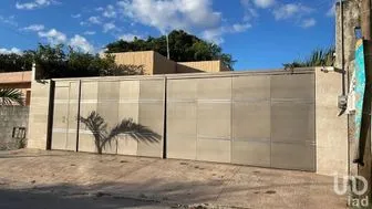 NEX-228728 - Casa en Venta, con 3 recamaras, con 4 baños, con 260 m2 de construcción en Chuburna de Hidalgo, CP 97208, Yucatán.
