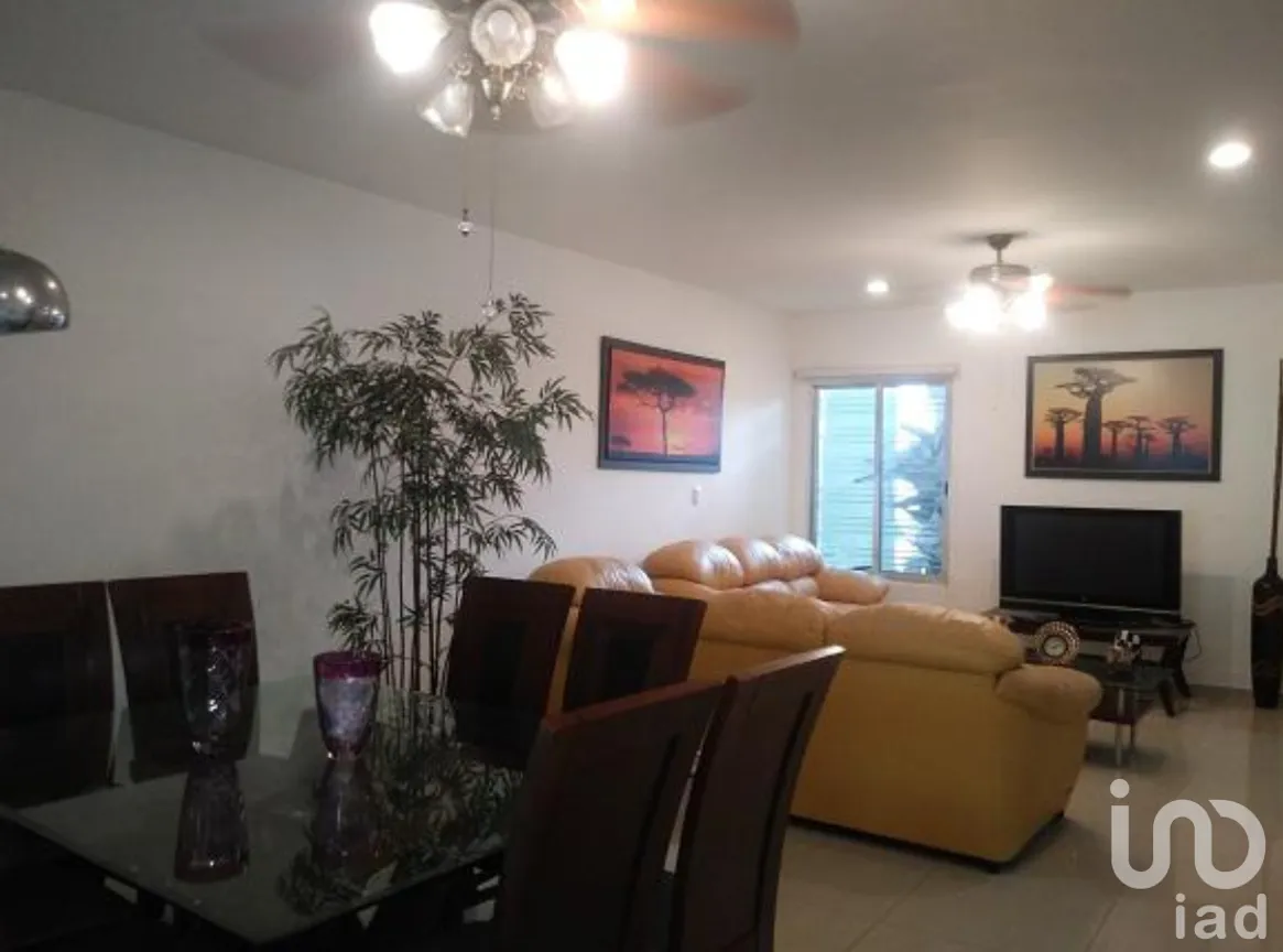 Casa en Renta en Algarrobos Desarrollo Residencial, Mérida, Yucatán | NEX-228734 | iad México | Foto 2 de 21
