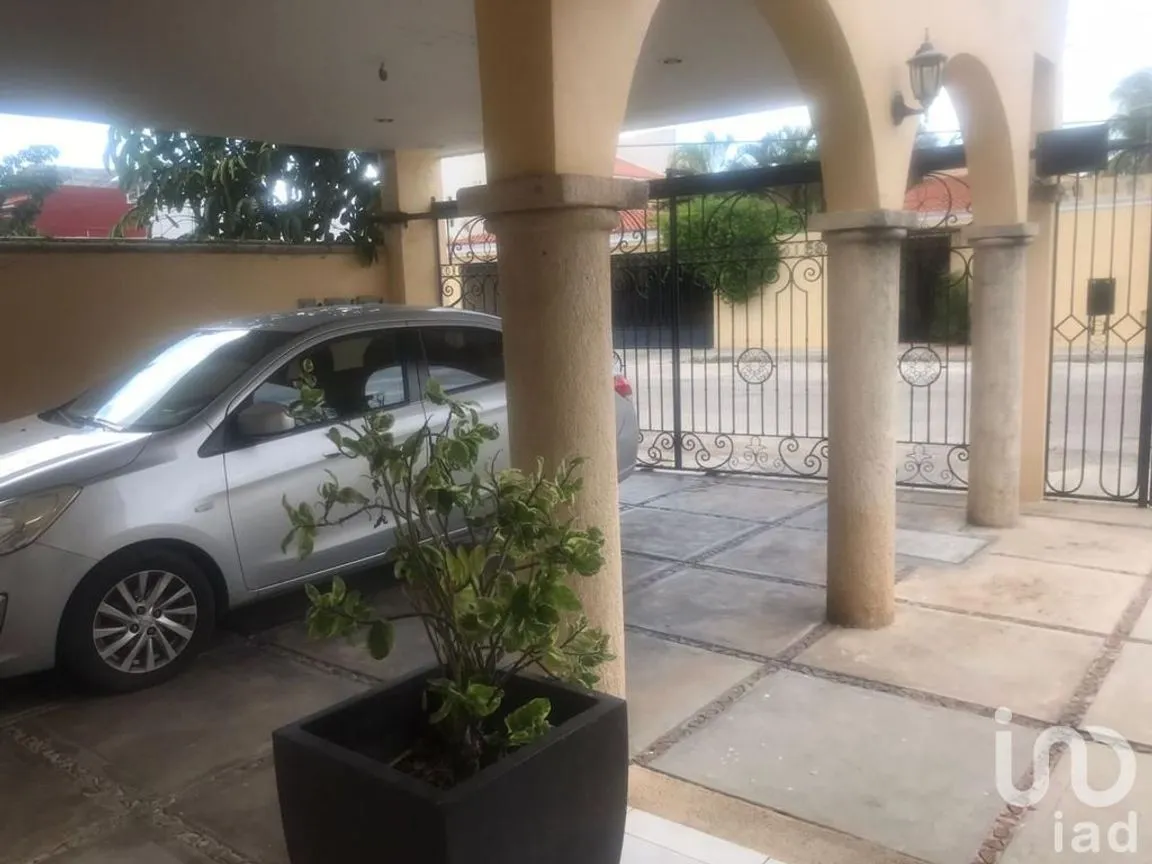 Casa en Venta en San Antonio Cinta, Mérida, Yucatán | NEX-228750 | iad México | Foto 3 de 16