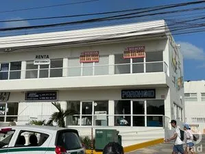 NEX-228756 - Local en Venta, con 37.98 m2 de construcción en Supermanzana 57, CP 77533, Quintana Roo.