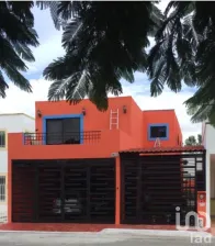 NEX-91602 - Casa en Venta, con 4 recamaras, con 3 baños, con 265 m2 de construcción en Gran Santa Fe, CP 97314, Yucatán.