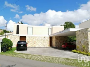 NEX-98006 - Casa en Venta, con 4 recamaras, con 7 baños, con 580 m2 de construcción en Misnébalam, CP 97308, Yucatán.