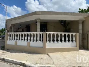 NEX-98008 - Casa en Renta, con 4 recamaras, con 2 baños en Santa Ana, CP 97713, Yucatán.