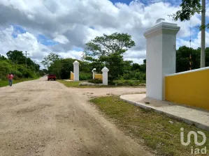 NEX-99861 - Terreno en Venta en Izamal, CP 97540, Yucatán.