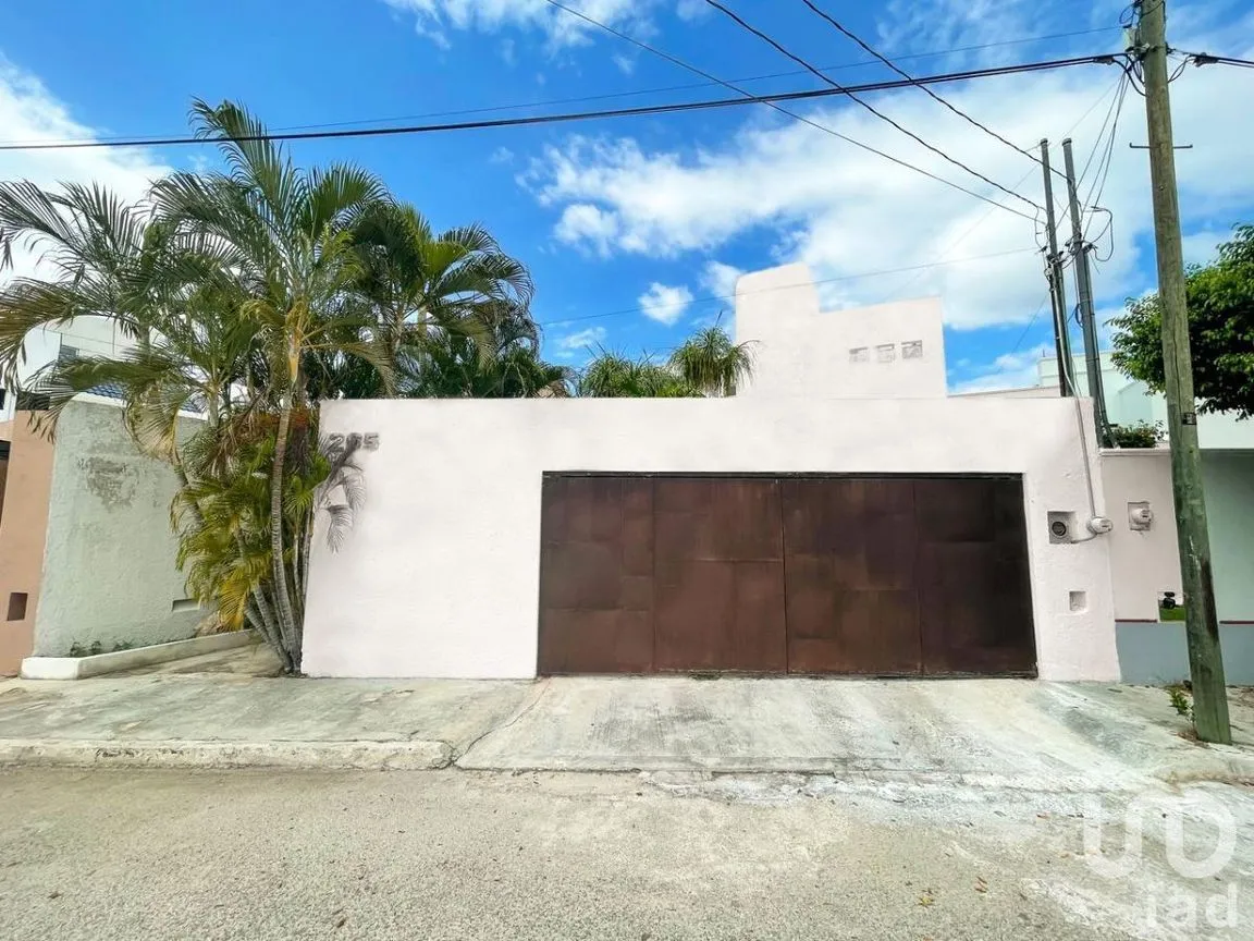 Casa en Venta en San Pedro Uxmal, Mérida, Yucatán | NEX-229465 | iad México | Foto 2 de 19