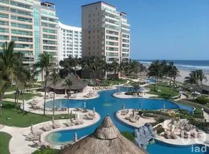 NEX-225598 - Departamento en Venta, con 3 recamaras, con 3 baños, con 224 m2 de construcción.