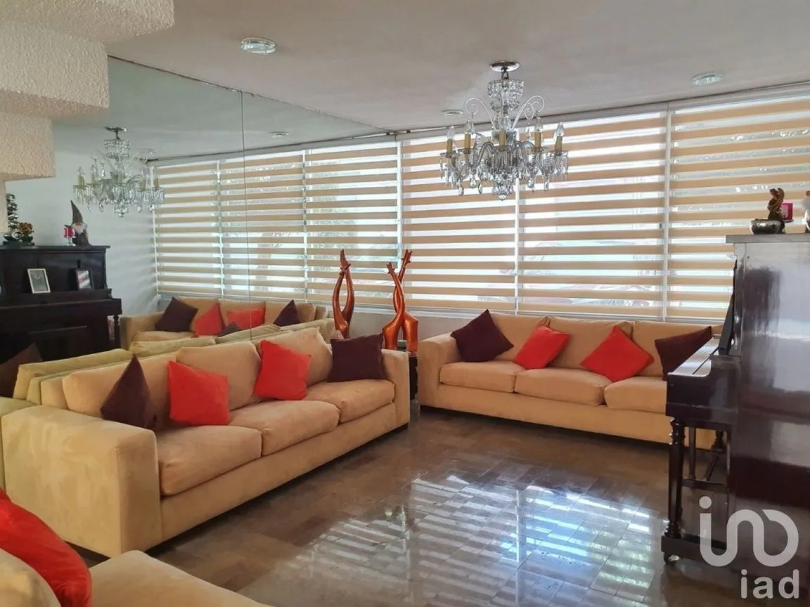 Casa en Venta en Florida, Álvaro Obregón, Ciudad de México | NEX-226708 | iad México | Foto 2 de 10