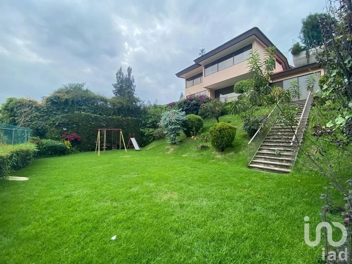 Casa en Venta en Bosques de las Lomas, Cuajimalpa de Morelos, Ciudad de México | NEX-267734 | iad México | Foto 3 de 15