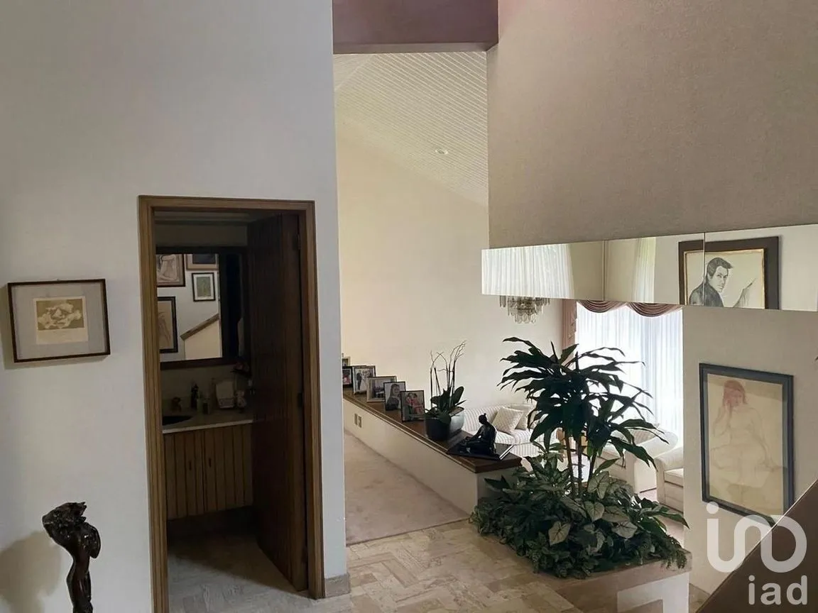 Casa en Venta en Bosques de las Lomas, Cuajimalpa de Morelos, Ciudad de México | NEX-267734 | iad México | Foto 9 de 15