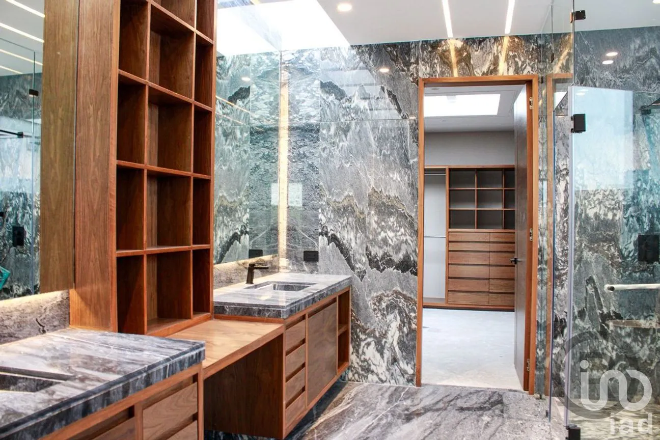 Casa en Venta en Bosques de las Lomas, Cuajimalpa de Morelos, Ciudad de México | NEX-271218 | iad México | Foto 10 de 36