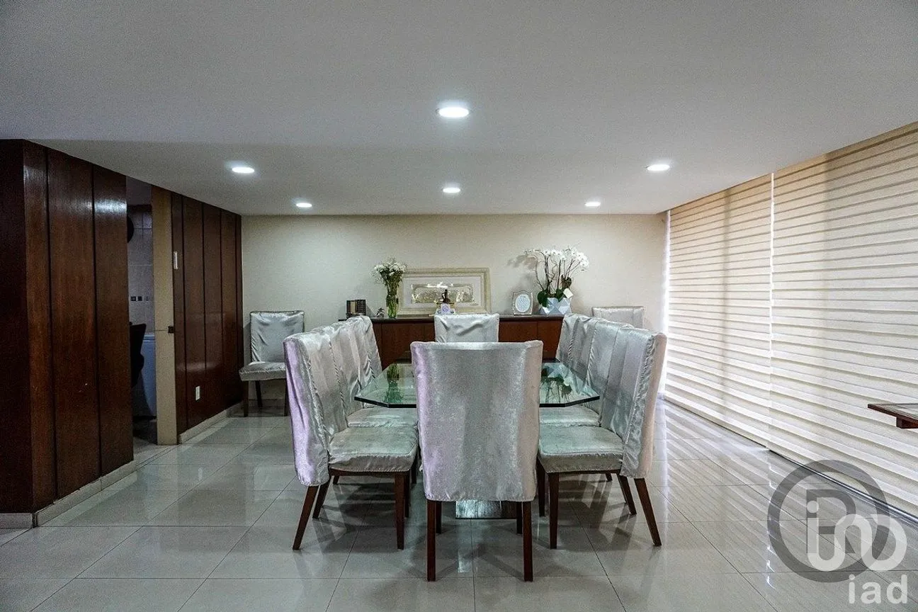 Casa en Venta en Lomas de Tecamachalco, Naucalpan de Juárez, Estado de México | NEX-292289 | iad México | Foto 2 de 22