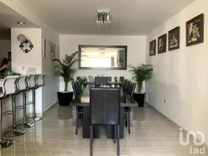 NEX-91510 - Departamento en Venta, con 3 recamaras, con 2 baños, con 126 m2 de construcción.