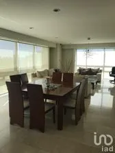 NEX-92208 - Departamento en Renta, con 3 recamaras, con 3 baños, con 258 m2 de construcción.