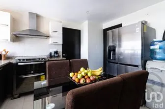 NEX-97683 - Departamento en Venta, con 3 recamaras, con 3 baños, con 226 m2 de construcción.